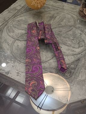 Etro Milano Pure Sil Paisley Neck Tie Like New